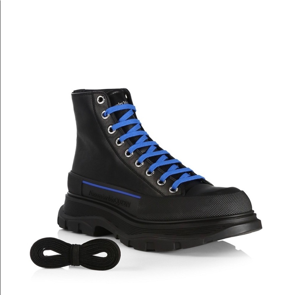 AUTHENTIC MEN’S ALEXANDER MCQUEEN LEATHER TREAD SLICK SNEAKERS/BOOTS! (UNISEX)